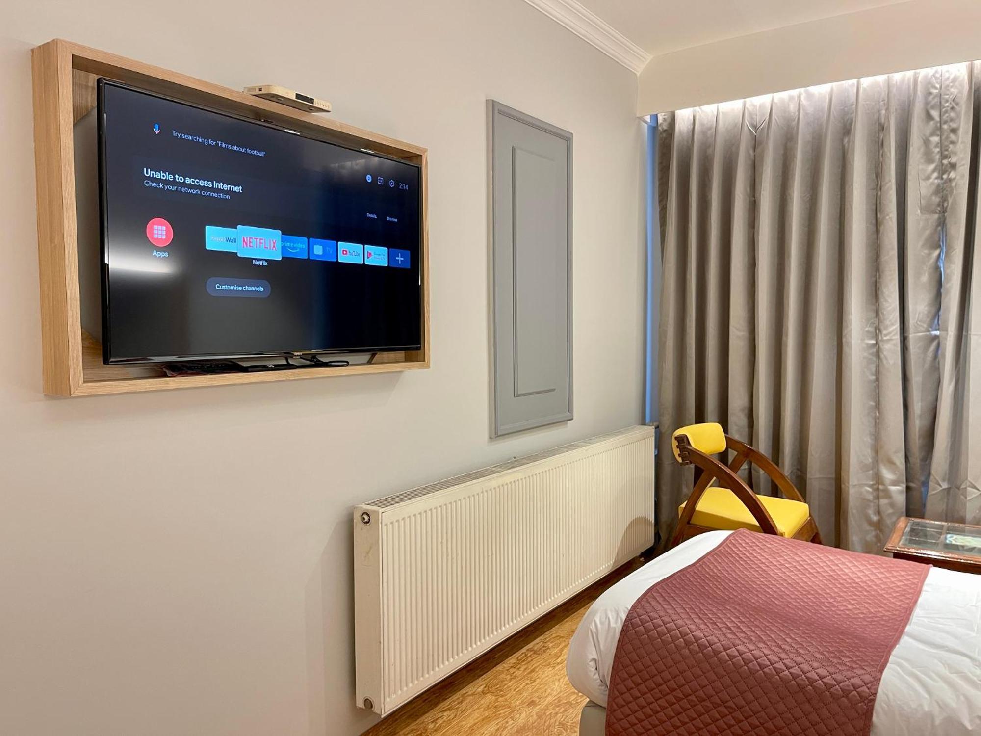 New Park Hotel Srīnagar Kültér fotó